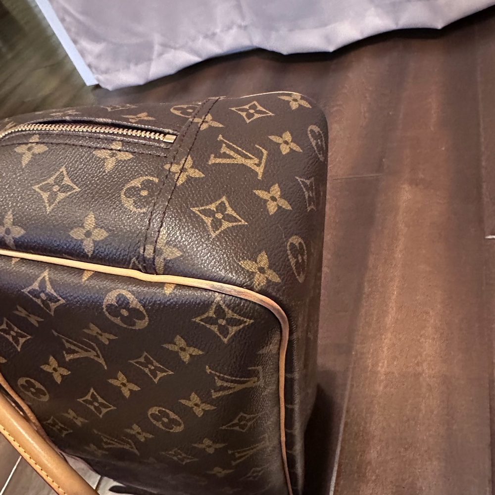 LV - Picture 7 of 13